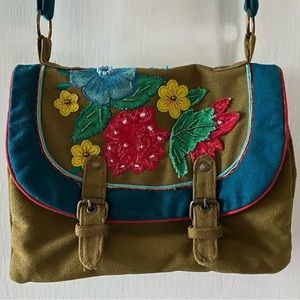 Melody Ross, Brave Girl, crossbody purse, like new!
